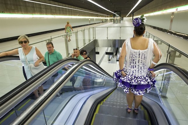 Metro Málaga en la Feria de Málaga estación de El Perchel