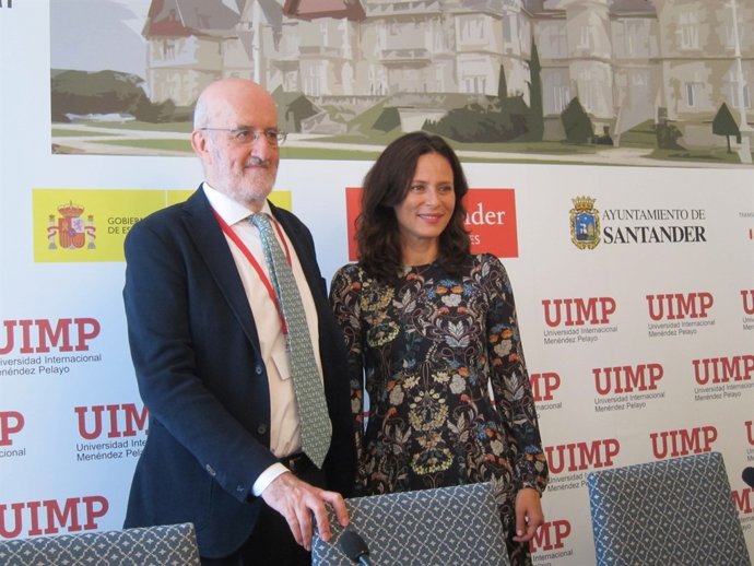 Aitana Sánchez-Gijón en la UIMP