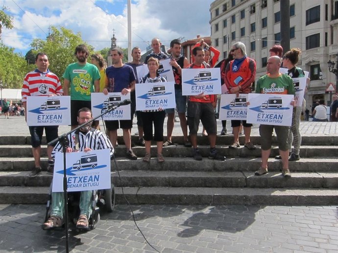 Adhesión de las comparsas a la marcha del día 28.