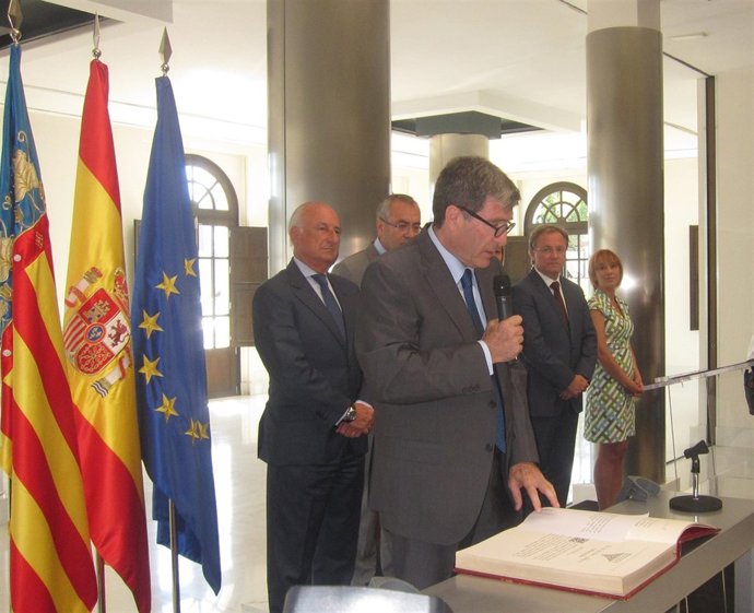 Aurelio Martínez toma posesión como presidente de la APV