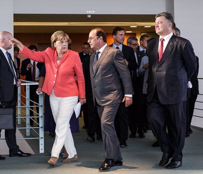 Angela Merkel, François Hollande y Petro Poroshenko