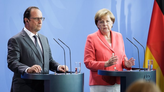 El presidente francés, François Hollande, y la canciller alemana, Angela Merkel