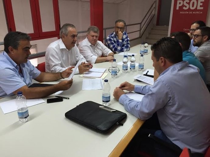 Reunión ayuntamientos PSOE norte Región 