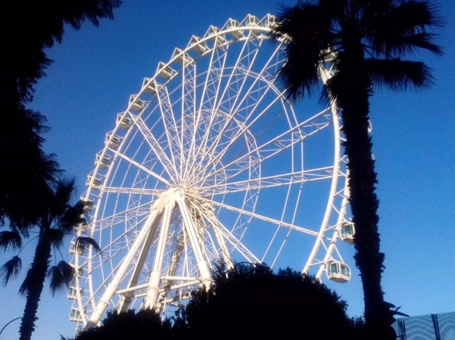 La noria del puerto de Málaga