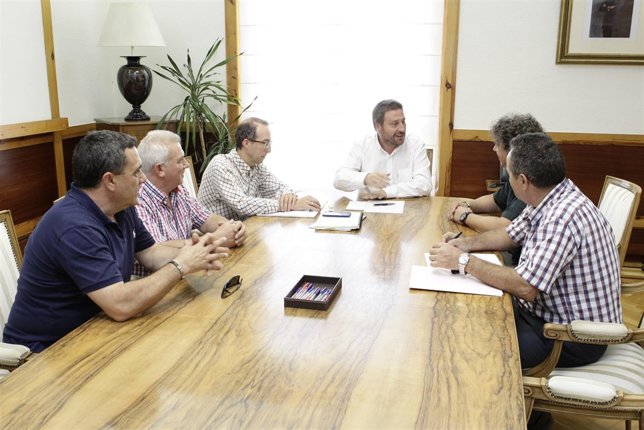 Soro en una reunión con la DPZ