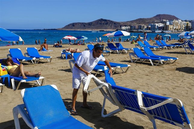Hamaquero en la Playa de Las Canteras de Las Palmas de Gran Canaria