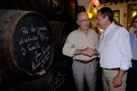 De la Torre insiste en que el eje Málaga-Sevilla está "totalmente abierto" a otras ciudades