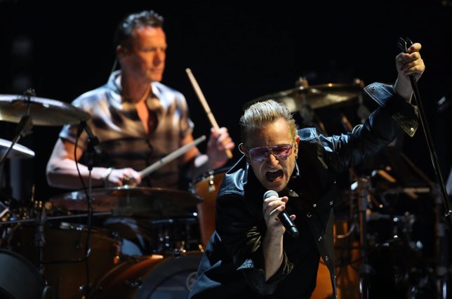 Supergroup U2 live in Phoenix Arizona, USA