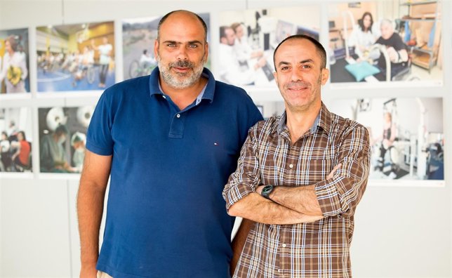 Antonio Oliviero y Juan de los Reyes Aguilar, investigadores del Hospital Nacion