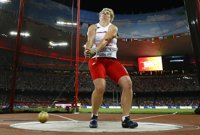 Anita Wlodarczyk avasalla en martillo rozando su propio récord del mundo