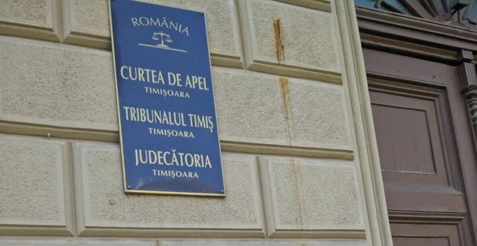 Entrada de la Corte de Apelación de Timisoara