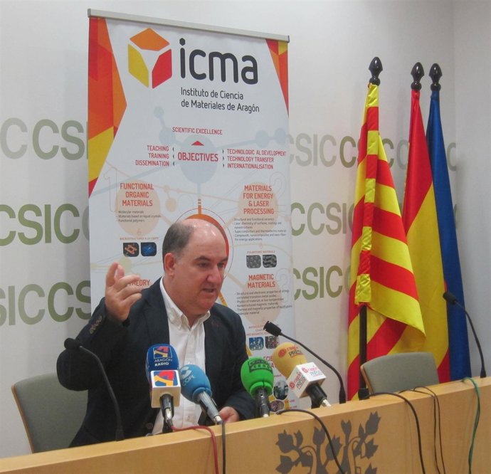 Javier Campo en la rueda de prensa