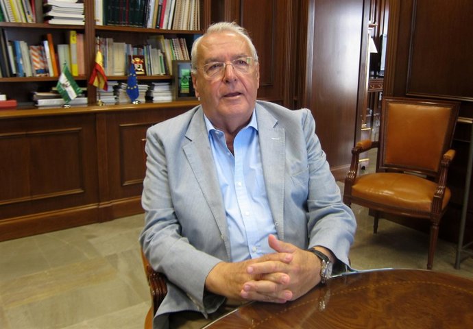 Subdelegado del Gobierno Jorge Hernández Mollar