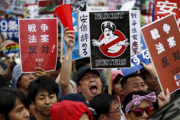 Manifestación pacifista en Tokio