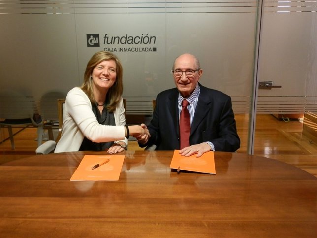 María González de la Fundación CAI e Isaías Zarazaga, de Genes y Gentes.