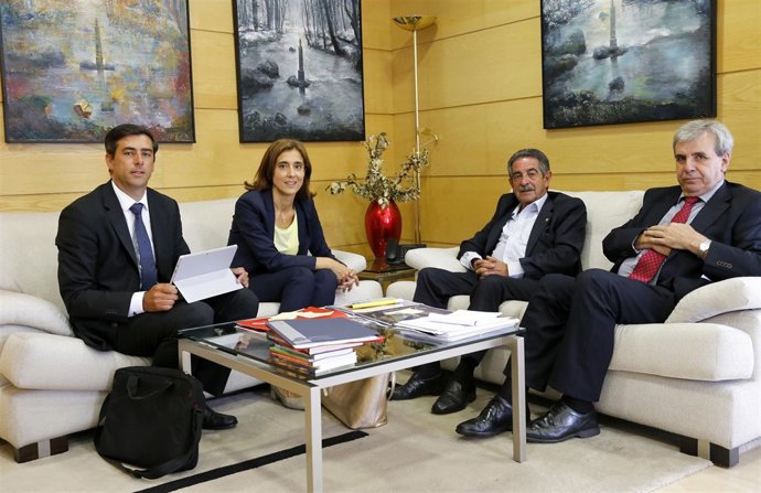 Revilla y la presidenta de Microsoft Ibérica