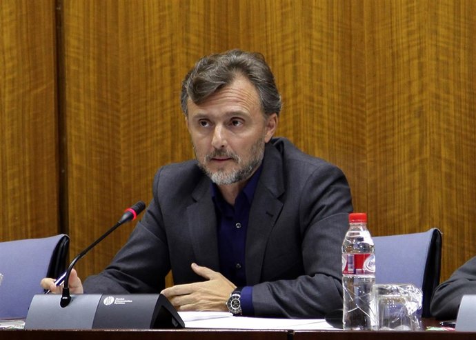 José Fiscal, en comisión parlamentaria