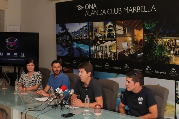 Marbella carrera nocturna ayuda necesitados nepal