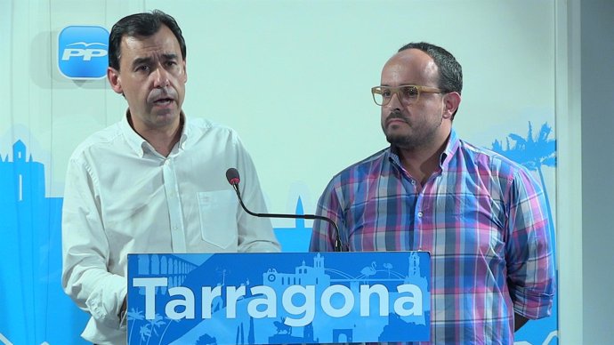 El vicesecretario de Organización Fernando Martínez Maíllo y Alejandro Fernández