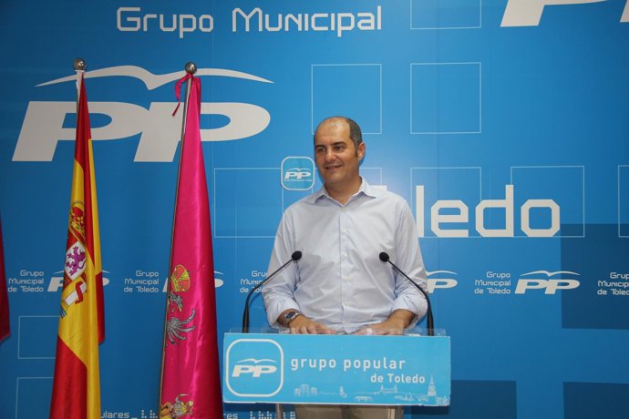 Velasco en rueda de prensa