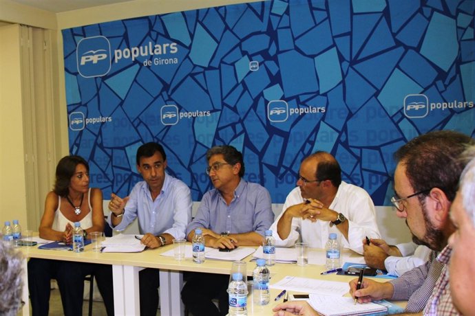 Reunión comité campaña PP catalán con el vicesecret.Org, F.Martínez-Maillo