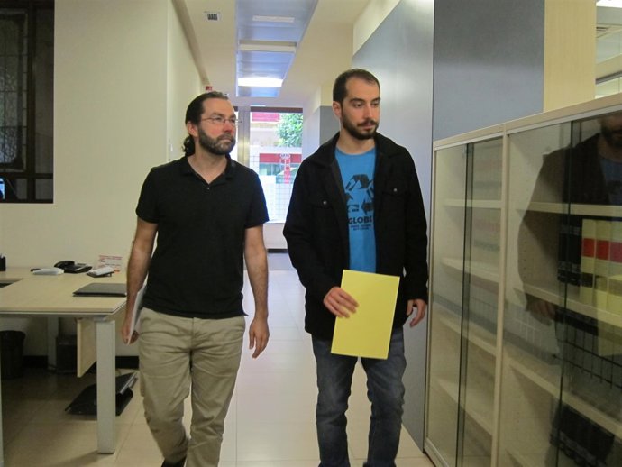 Los diputados Emilio León y Hector Piernavieja, de Podemos