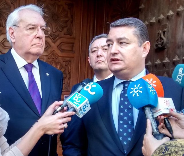 Hernández Mollar y  Antonio Sanz