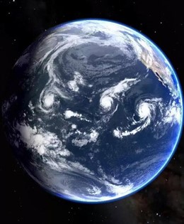 Tres hurcanes en el Pacífico