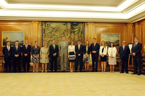 Los Reyes reciben al nuevo Consejo General de la ONCE
