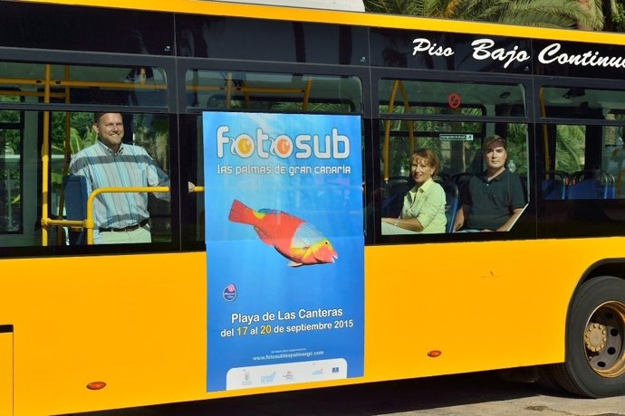 Cartel de Fotosub en las guaguas de Las Palmas de Gran Canaria
