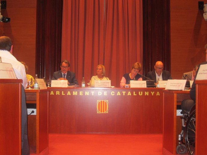 El pte.Artur Mas, la pta.Parlament N.De Gispert, viceptes.Anna Simó, L.Corominas