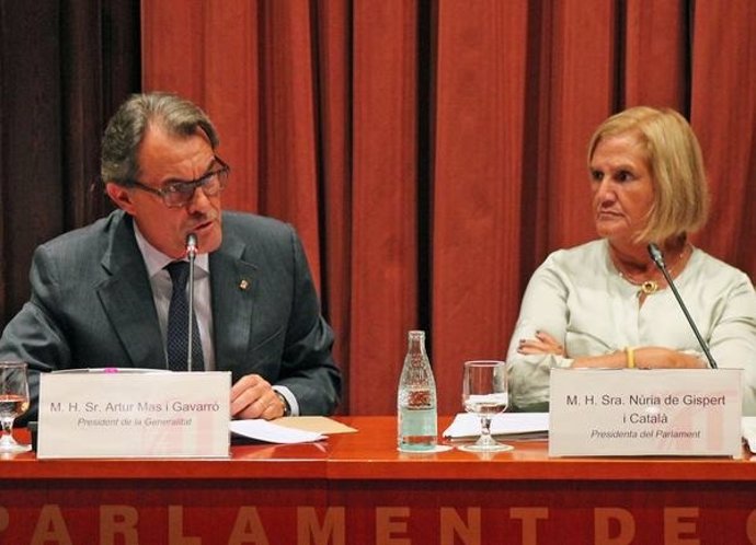 El pte.Artur Mas y la pta.Del Parlament N.De Gispert