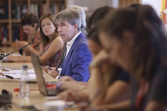 ANGEL GARRIDO, EN LOS DESAYUNOS DE TRABAJO DE LA PUERTA DEL SOLEl consejero de P