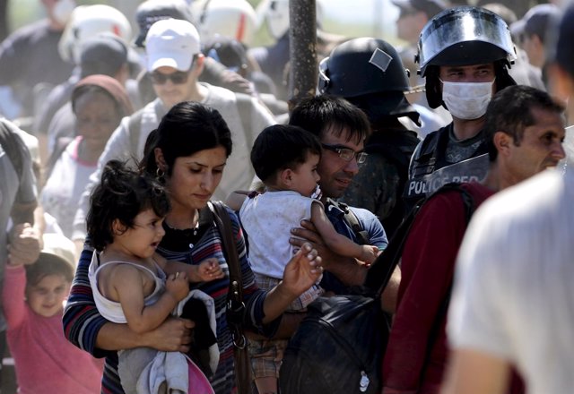 Refugiados llegan a Europa, Macedonia, Grecia