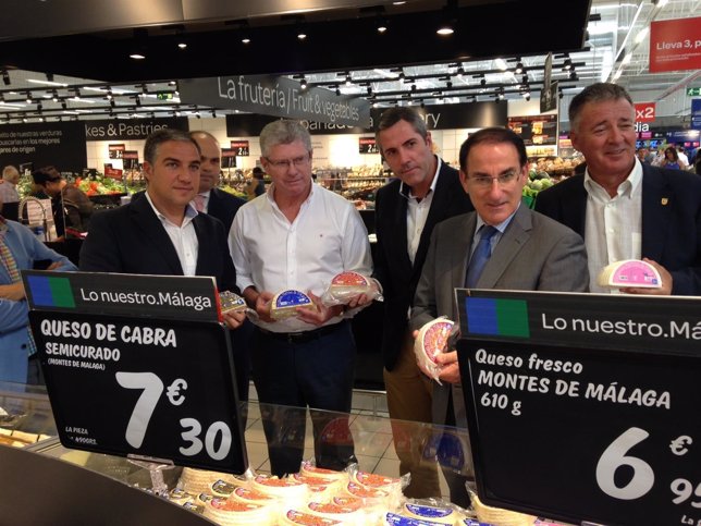 Elías Bendodo y González de Lara en Centro Carrefour Mijas Sabor a Málaga