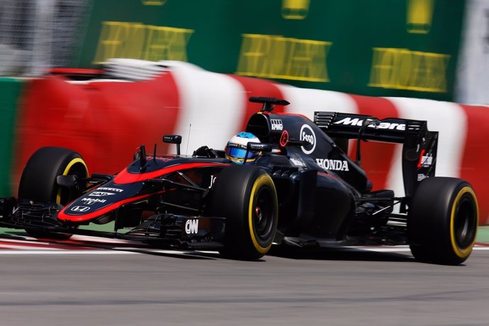 Fernando Alonso en competición con McLaren