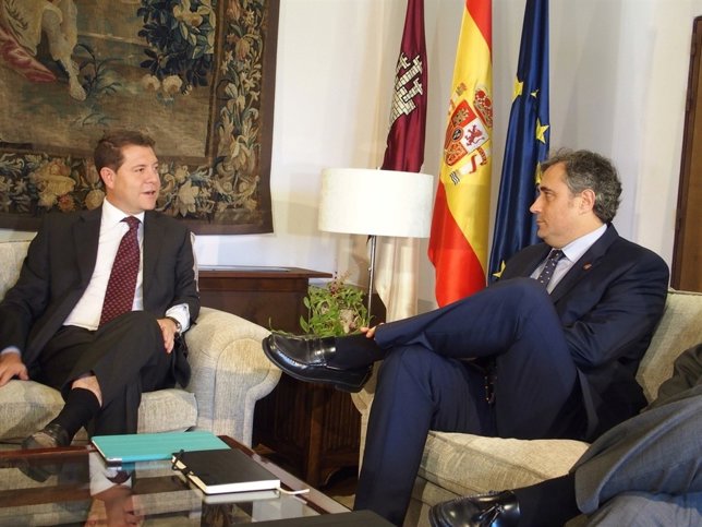 Page recibe a Mariscal