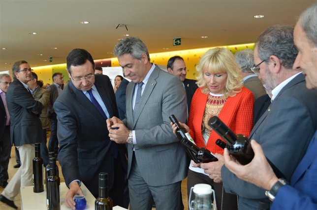 El conseller J.Ciuraneta visita la DOP Les Garrigues