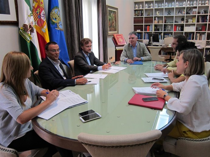 El consejero de Medio Ambiente, José Fiscal, en la Diputación. 