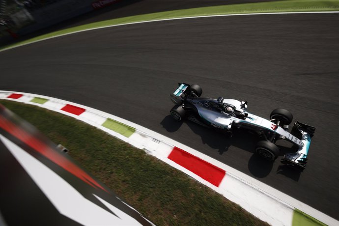 Lewis Hamilton (Mercedes) en Monza (Italia)