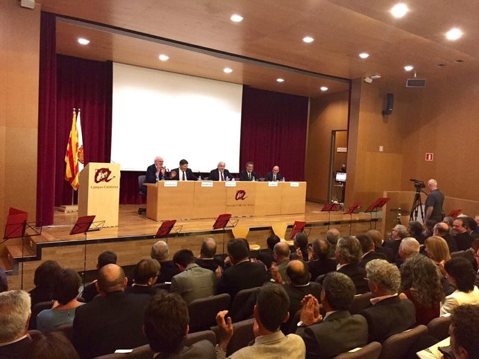 Inauguración del curso universitario con el conseller A.Mas-Colell