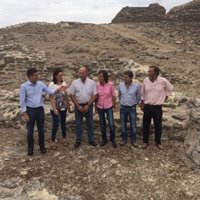 Cultura.- Aguilar anuncia un plan de actuación para hacer visitable el yacimiento arqueológico de Ategua