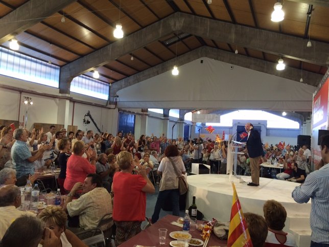 El candidato del PSC a la Generalitat, Miquel Iceta, en un acto en Tarragona