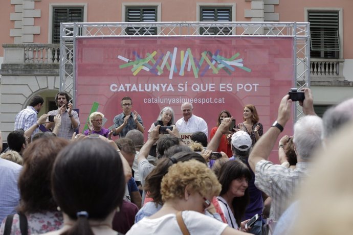 Lluís Rabell e Íñigo Errejón en el acto de Catalunya Si que es Pot