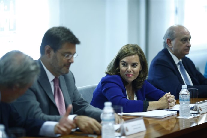Santamaría preside el Grupo Interministerial para los refugiados