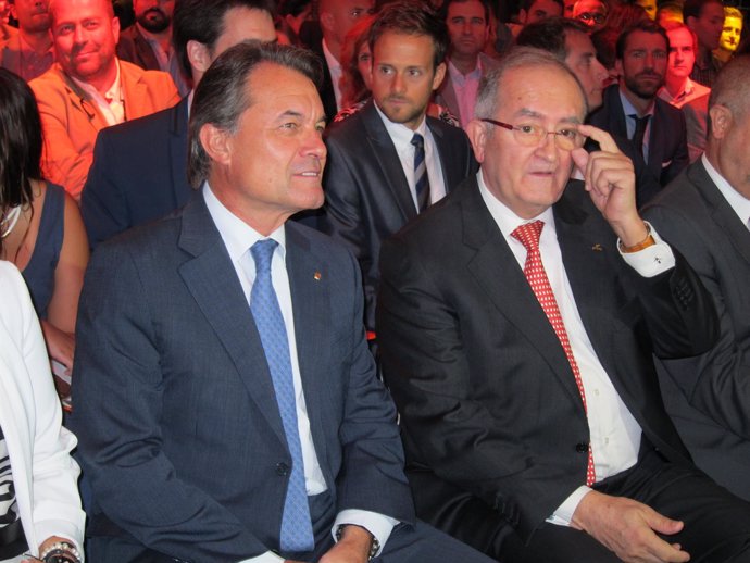 El presidente de la Generalitat, Artur Mas, y el presidente de Pimec, J.González
