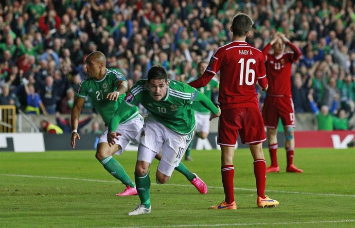 Kyle Lafferty Irlanda Norte Hungría clasificación Eurocopa