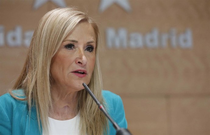 CIFUENTES PRESIDE LA REUNIÓN DEL CONSEJO DE Gobiernola Presidenta De La Comunida