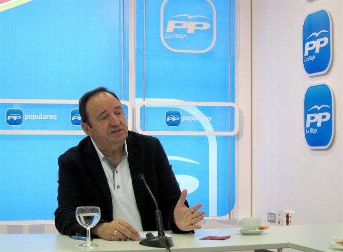 Pedro Sanz, durante su comparecencia ante los medios