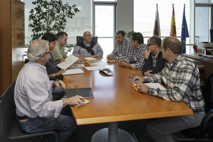 Reunión apicultores con Medio Rural 